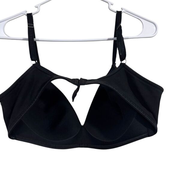 Victoria's Secret 38C Black Lined No Wire Bra - Picture 2 of 3